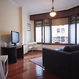 Nana In Appartement