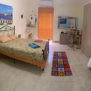 https://apt-tradtional-one-bedroom-studio.qawrahotelsmalta.org