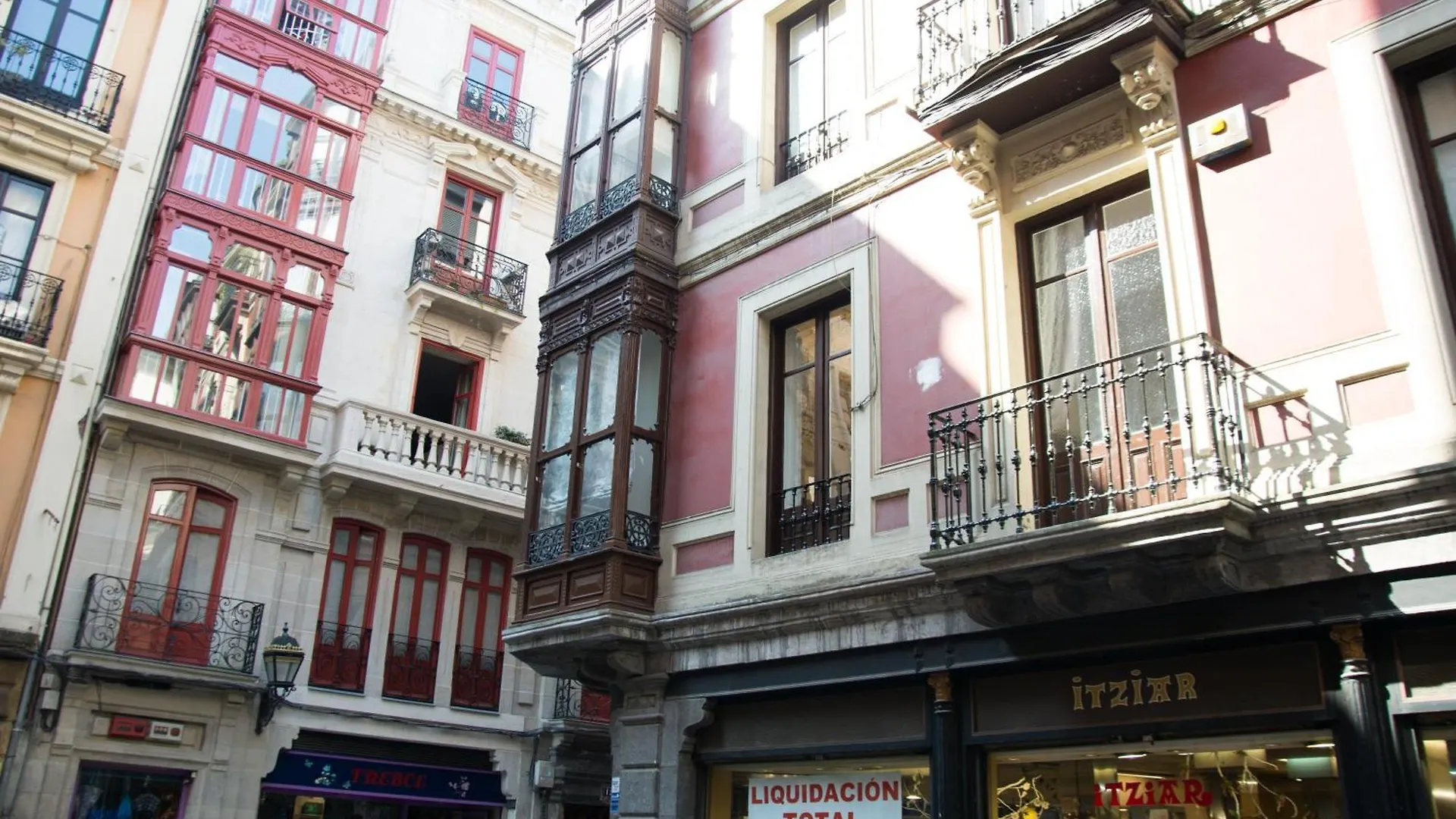 Apartment Apartamento Alaia Bilbao Spanien